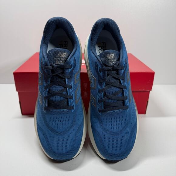NIB •Men\'s New Balance Fresh Foam X 880 v15 Running Shoe Size: 12 main image 4